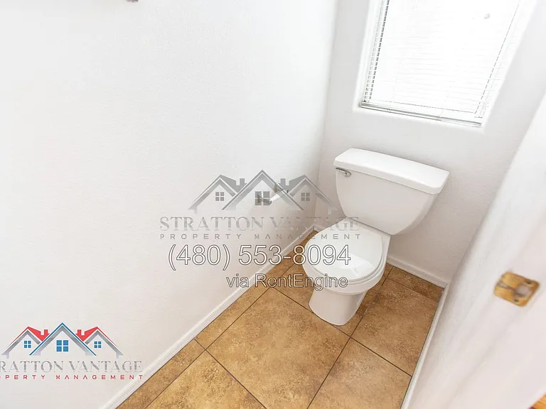1578 E Megan St — Photo 37