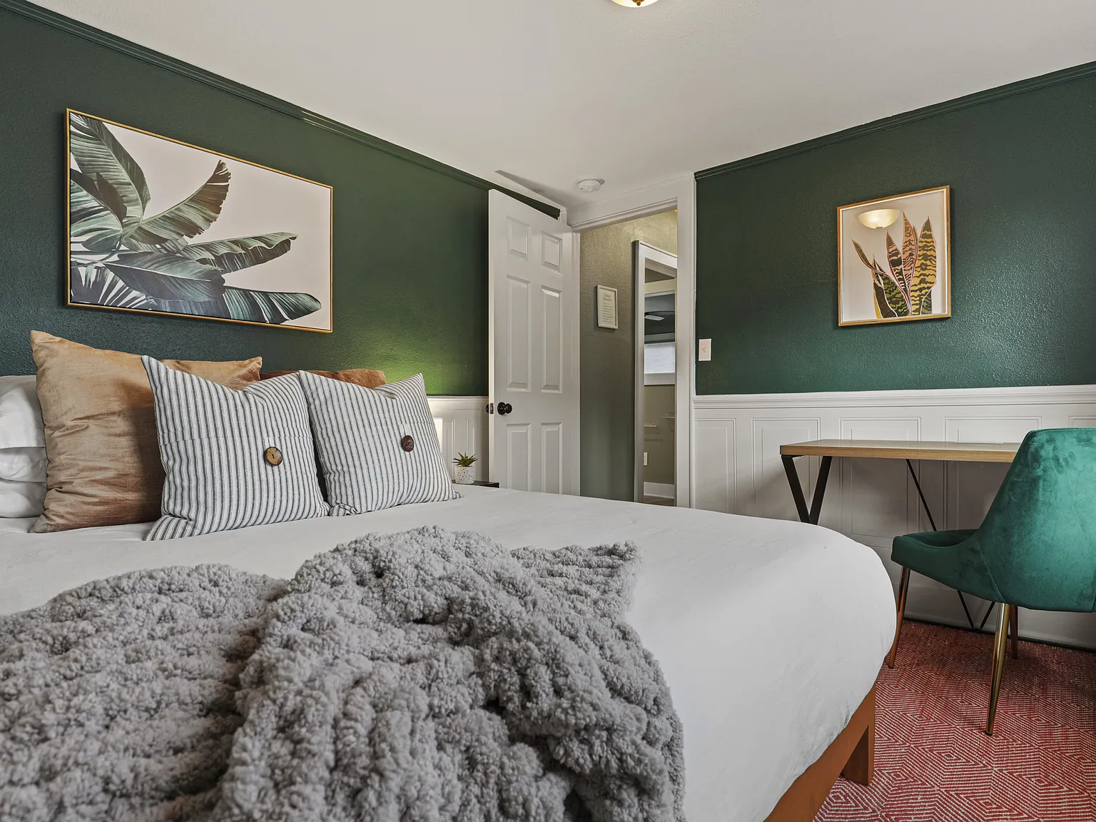 2 bed, 1100 sqft, $2,600 — Photo 4