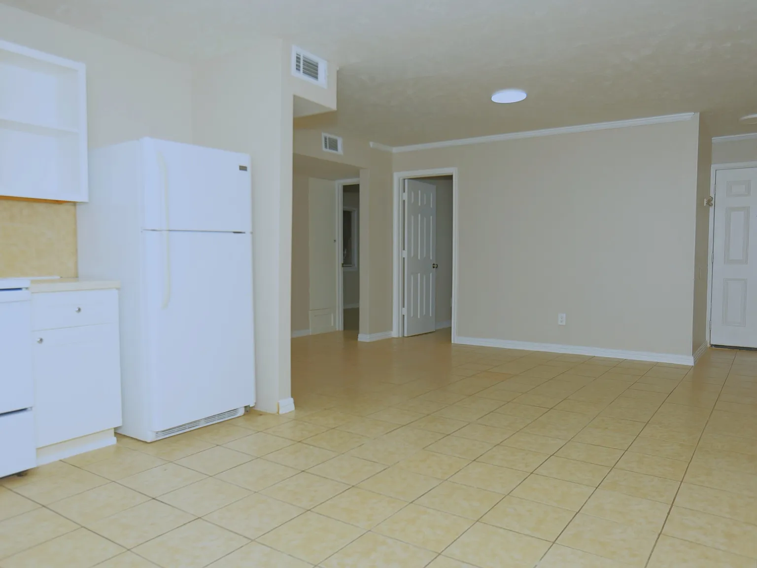123 W 6th Unit 2 - 1 — Photo 2