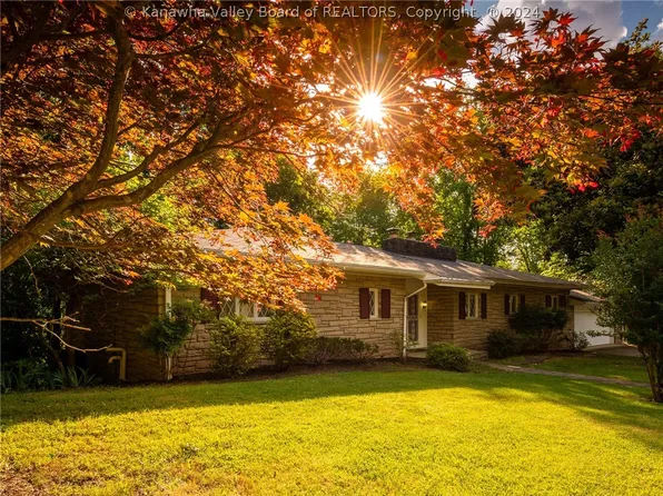 1212 Colonial Way, Charleston, WV 25314