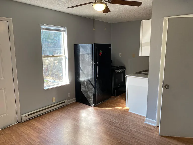3805 Miriam Dr #5 — Photo 5