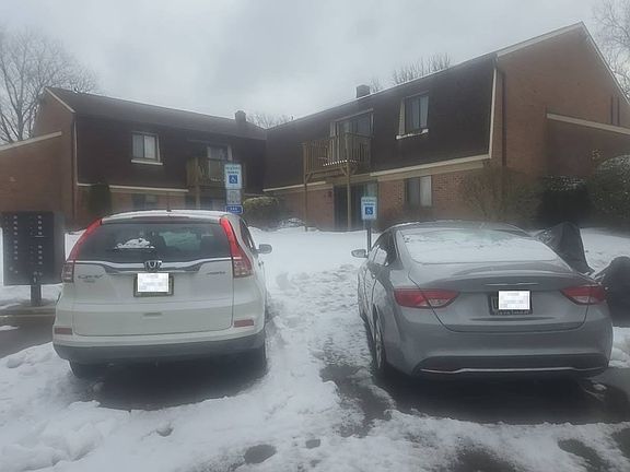2nd image of 505 Meadow Woods Ln