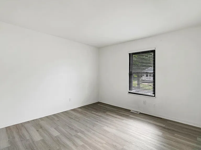 9986 Lark Ave — Photo 17