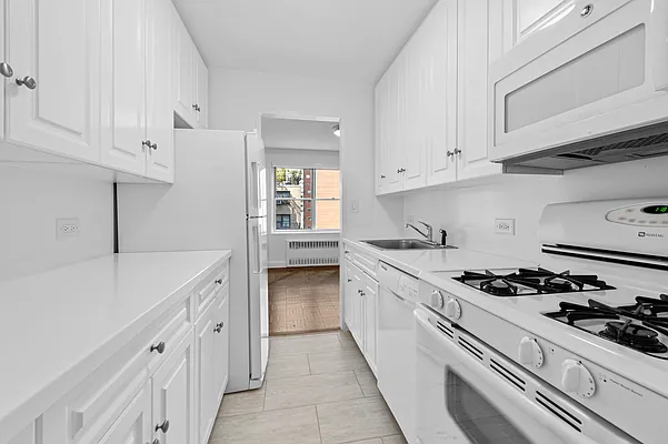 Rented by Rudin Management Company, Inc. | media 14