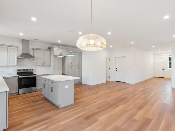 141 W 8th St, Stockton, CA 95206