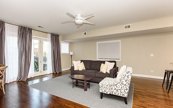3rd image of 2303 W Chicago Ave APT 1