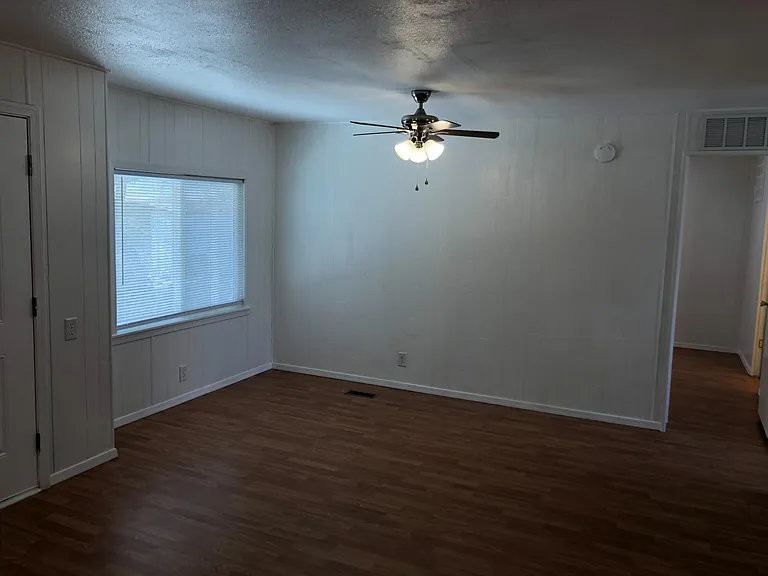 1725 Bluebonnet Blvd — Photo 14
