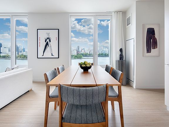5th image of 30-77 Vernon Blvd #Penthouse 813w