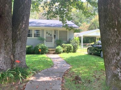 1145 N 15th Ave, Laurel, MS, 39440