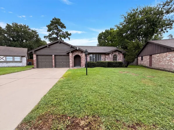 16338 Hollow Wood Dr, Houston, TX 77090