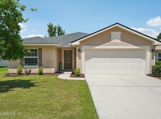 96398 COMMODORE POINT Drive, Yulee, FL 32097
