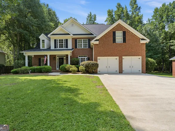 906 Huntcliffe Dr, Macon, GA 31210