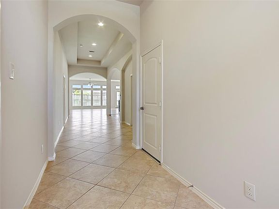 4th image of 13618 Summer Cloud Ln