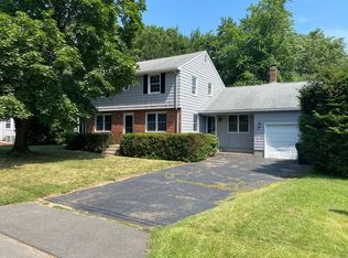 18 Depietro Dr, East Hartford, CT 06118