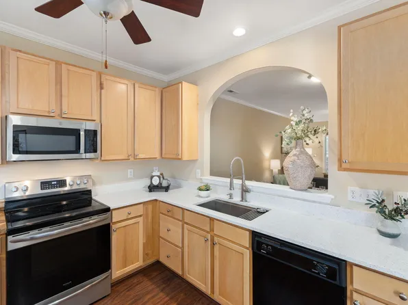 1131 Bungalow Park Dr, Apex, NC 27502