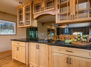 1600 Trapper McNutt Trl, Alpine Meadows, CA 96146