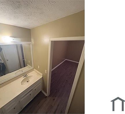 5th image of 3639 Castle Ridge Rd