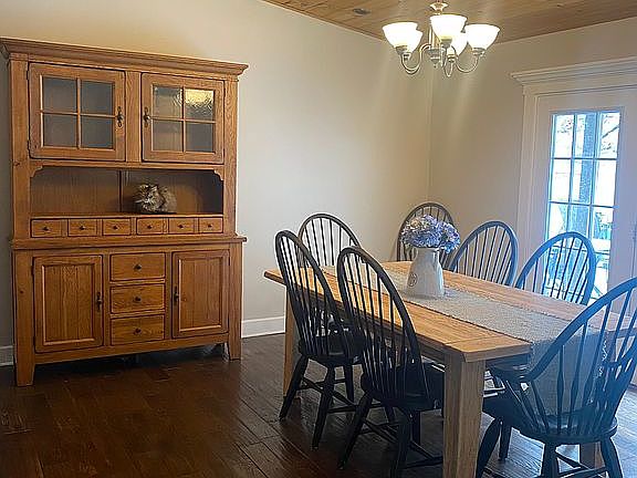 Dining Room - Photo 1