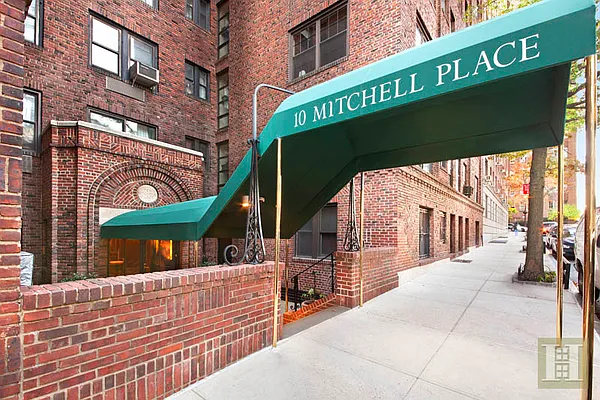 Sold by Halstead Real Estate | media 18