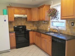 25 Washington Blvd, Commack, NY 11725