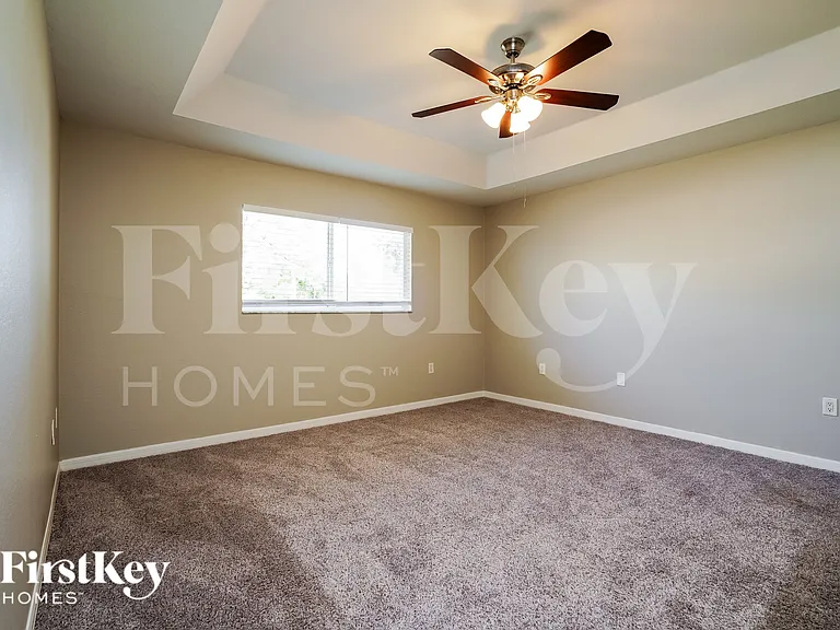 2912 SW 2nd Ave — Photo 9