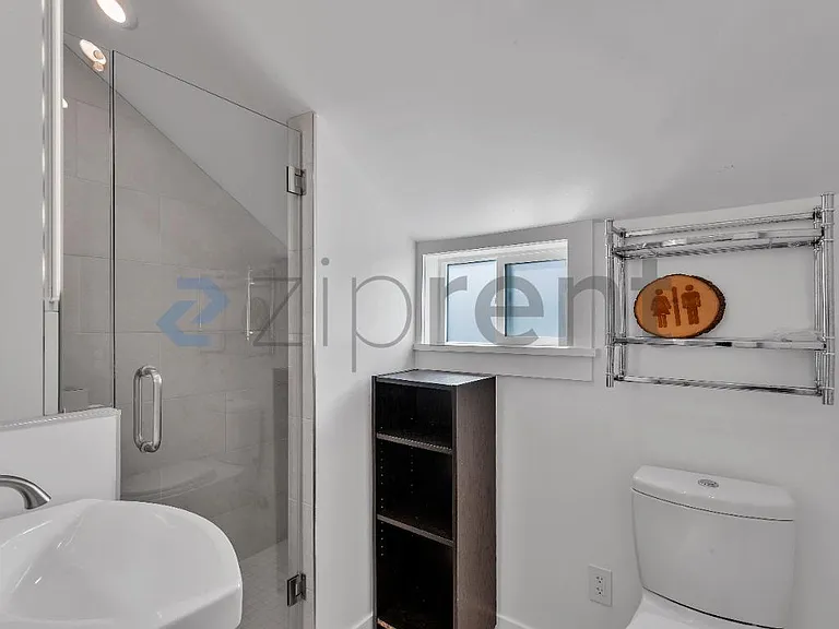 1444 Newcomb Ave — Photo 29