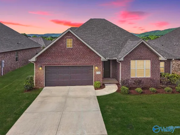 3014 Crystal Creek Dr, Brownsboro, AL 35741