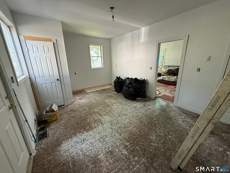 171 Prospect St — Photo 2