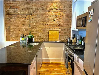 Rented by Nolita Group