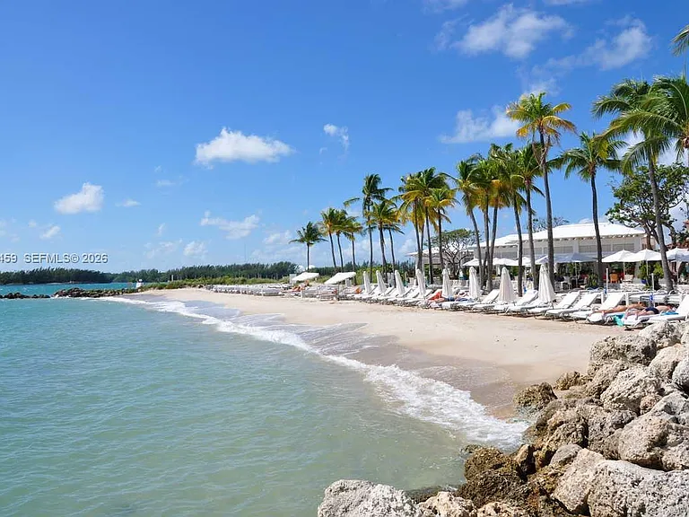2134 Fisher Island Dr #2134 — Photo 35