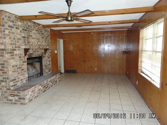 3rd image of 1600 Grantland Cir