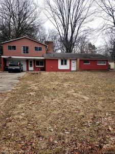22164 Berg Rd, Southfield, MI, 48033