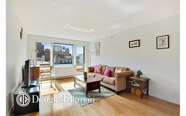 Rented by Douglas Elliman | media 24