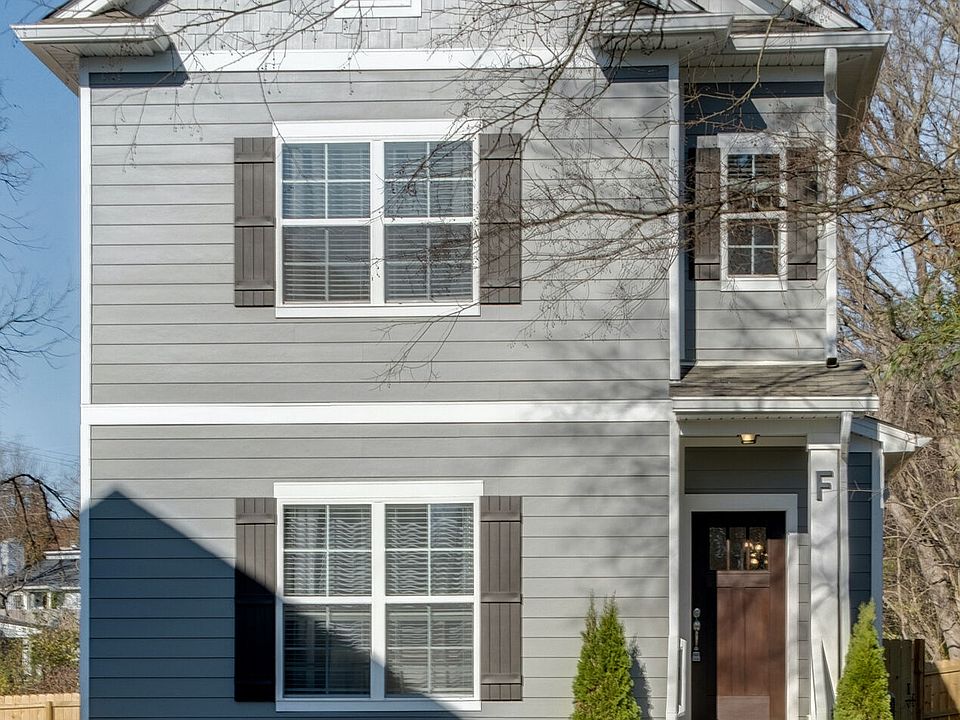 NEW CONSTRUCTION. READY TO MOVE IN