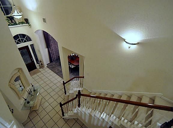 5th image of 2813 Lakeside Dr