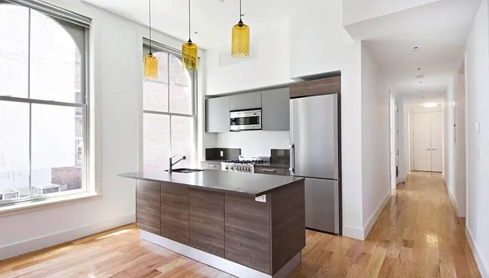 Rented by Compass | media 11