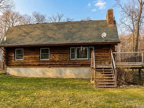 3rd image of 14830 County Line Rd