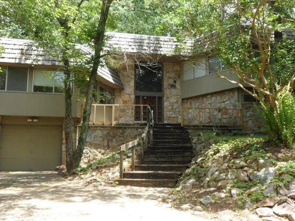 33 Diana Hills Rd, Anniston, AL 36207