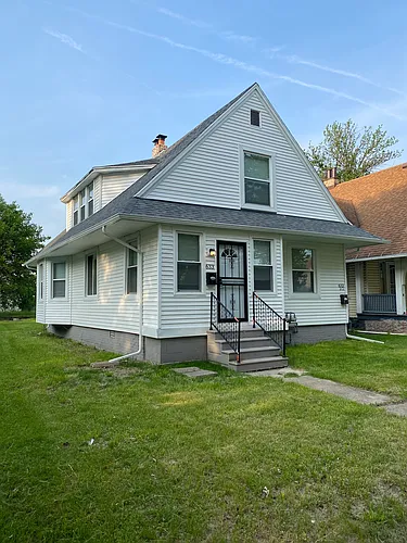 633 Fernwood Ave #2 Photo 1