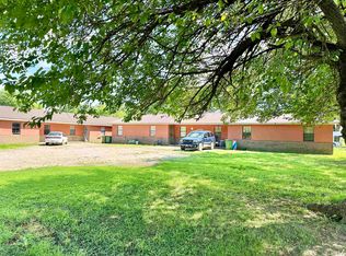 208 NE 2nd St, Hoxie, AR 72433
