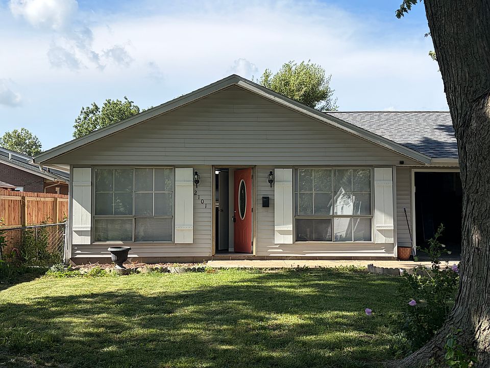 1st image of 2101 E Eleanor Ave