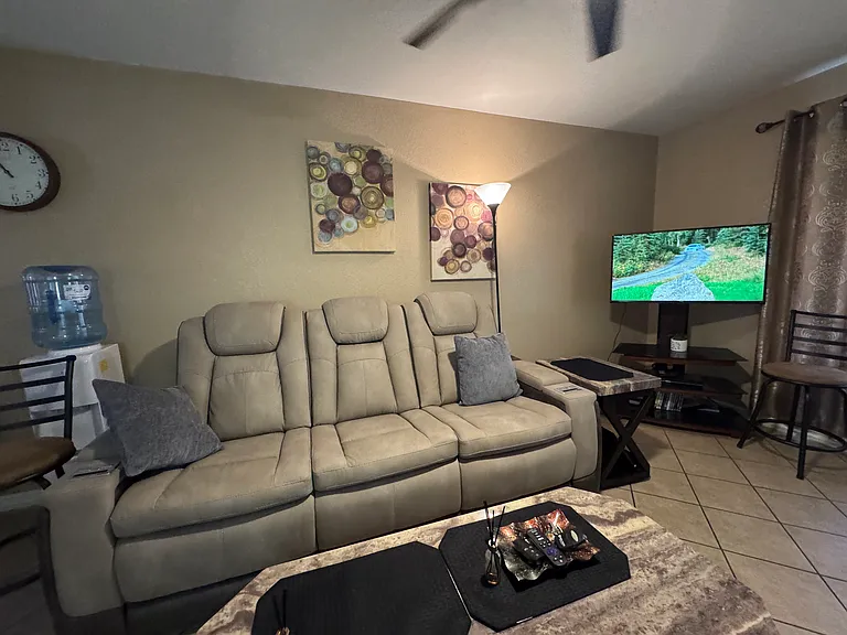 201 Riverfront Dr #4 — Photo 19