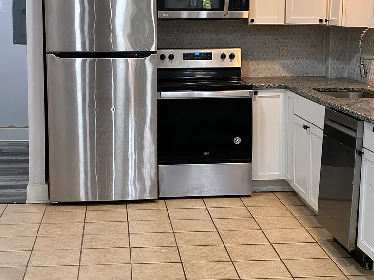5033 Larchwood Ave — Photo 19