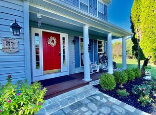 37 Dove Tail Ct, Summit Point, WV 25446