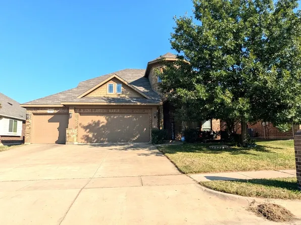 812 Silverthorne Dr, Burleson, TX 76028