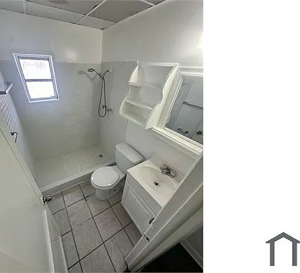 25 SW 10th St #6 — Photo 5