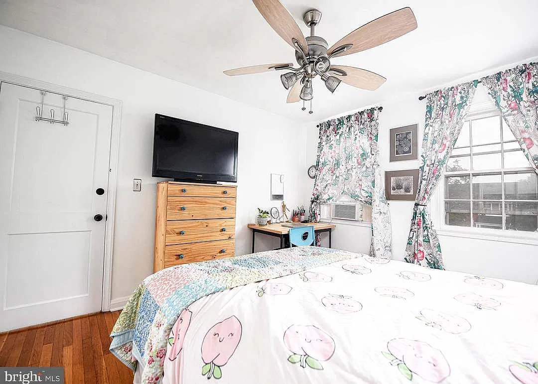 1 bed, $900 — Photo 2