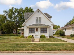 1007 Normal St, Woodbine, IA 51579
