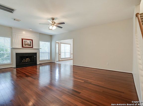 5th image of 8503 Knights Knoll Dr
