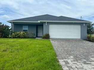 924 NW 8th Pl, Cape Coral, FL 33993